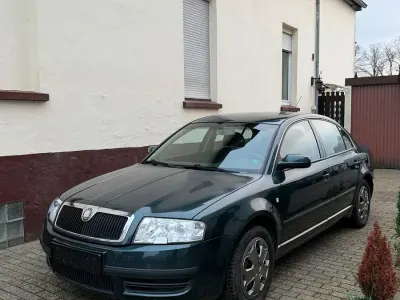 Gebraucht Skoda Superb 115 PS (84 kW) 2003 Grün Limousine