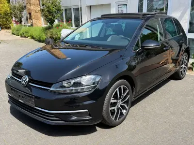 Gebraucht VW Golf VII Join 116 PS (85 kW) 2018 Schwarz Limousine