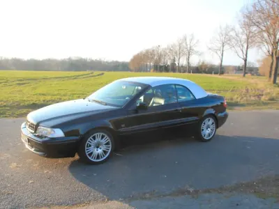 Gebraucht Volvo C70 Comfort 200 PS (147 kW) 2002 Schwarz Cabrio