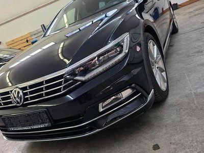 Gebraucht VW Passat R-line 190 PS (139 kW) 2016 Schwarz Kombi