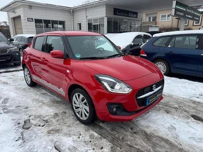 Rot Gebraucht 2021 Suzuki Swift Comfort+ Kleinwagen | 12.499 € (Fairer Preis)