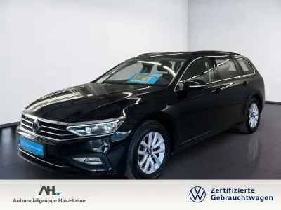 Gebraucht VW Passat Business 150 PS (110 kW) 2023 Schwarz Kombi