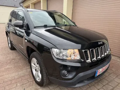 Gebraucht Jeep Compass Sport 136 PS (100 kW) 2012 Schwarz SUV