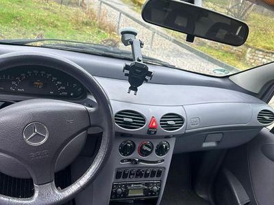 Gebraucht Mercedes A160 Classic 102 PS (75 kW) 1999 Silber Van / Kleinbus