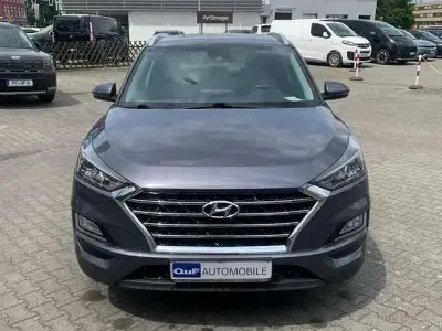 Gebraucht Hyundai Tucson Trend 132 PS (97 kW) 2018 Grau SUV