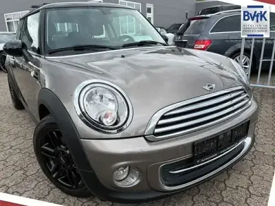 Gebraucht Mini Cooper Pepper 122 PS (89 kW) 2013 Silber Kleinwagen