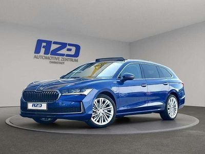 Gebraucht Skoda Superb LAURIN & KLEMENT 204 PS (150 kW) 2024 Cobalt blau metallic Kombi