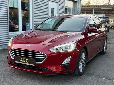 Gebraucht Ford Focus Titanium 150 PS (110 kW) 2019 Rot Limousine