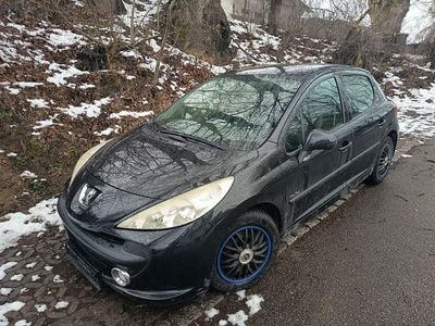Gebraucht Peugeot 207 Urban Move 95 PS (69 kW) 2009 Schwarz Kleinwagen