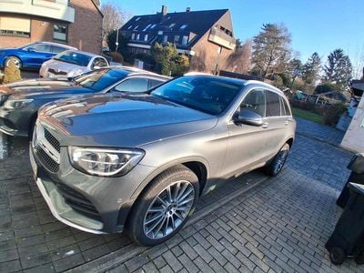 Gebraucht Mercedes GLC300e AMG line 195 PS (143 kW) 2021 Grau SUV