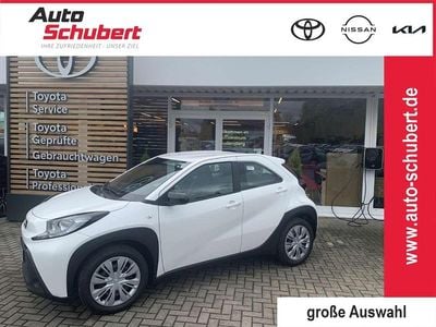 Neu Toyota Aygo X Business Edition 72 PS (52 kW) 2026 Schneeweiß SUV