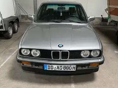 Gebraucht BMW 325 Shadowline 129 PS (94 kW) 1987 Silber Limousine