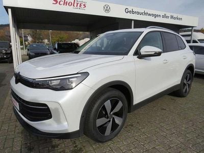 Oryxweiß perlmutteffekt Neu 2025 VW Tiguan Life SUV | 42.990 € (Superpreis)