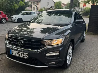 Gebraucht VW T-Roc 150 PS (110 kW) 2021 Grau SUV