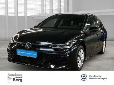 Gebraucht VW Golf VIII R-line 150 PS (110 kW) 2025 Grenadillschwarz metallic Kombi
