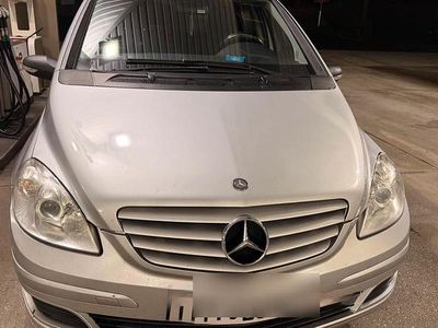 Gebraucht Mercedes B180 2007 Braun Van / Kleinbus
