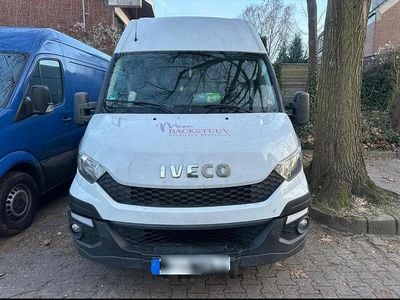 Weiß Gebraucht 2016 Iveco Daily Van | 7.500 €