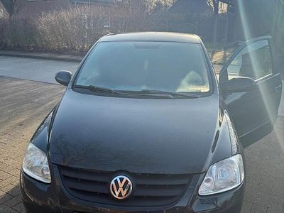Gebraucht VW Fox 68 PS (50 kW) 2009 Grau Kleinwagen