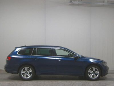 Gebraucht VW Passat Business 190 PS (139 kW) 2022 Blau Kombi