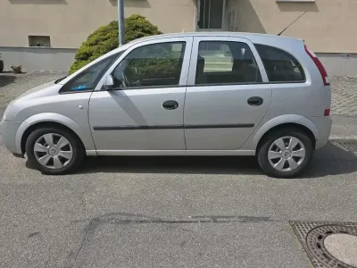 Używany Opel Meriva 105 KM (77 kW) 2004 Srebrny Minivan
