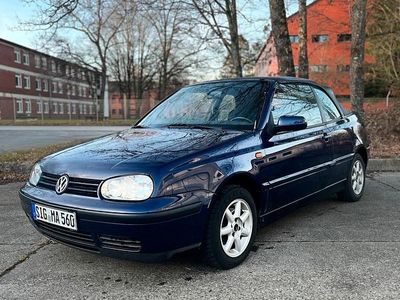 Blau Gebraucht 2002 VW Golf Cabriolet Cabrio | 1.350 €