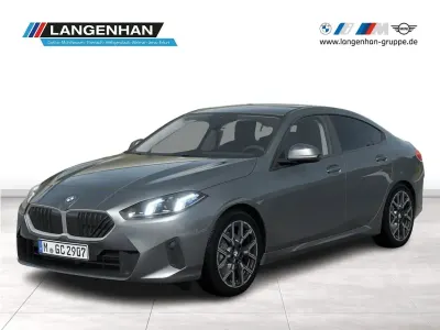 Neu BMW 216 Sport Line 122 PS (89 kW) 2026 Grau Limousine