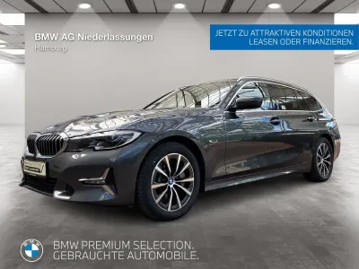 Gebraucht BMW 330e Sport Line 292 PS (214 kW) 2022 Grau Kombi