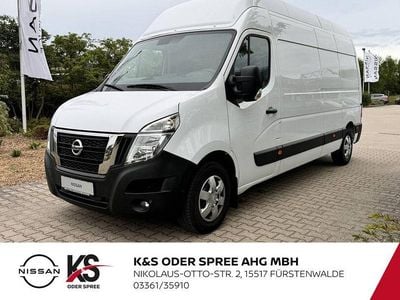 Weiss / mineral white Gebraucht 2024 Nissan Interstar N-Connecta Van | 36.990 € (Guter Preis)