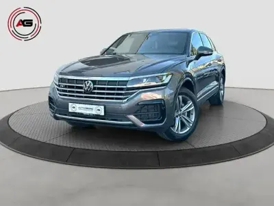 Usata VW Touareg R-line 231 CV (169 kW) 2021 Grigio SUV