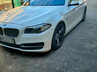 Gebraucht BMW 525 Luxury Line 218 PS (160 kW) 2014 Kombi