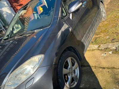 Honda FR-V