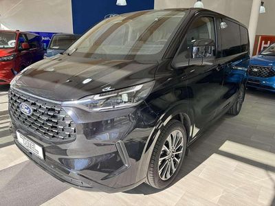 Neu Ford Tourneo Titanium X 170 PS (125 kW) 2026 Obsidianschwarz metallic Kombi