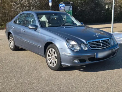 Brugt Mercedes E320 Elegance 204 HK (150 kW) 2002 Blå Sedan