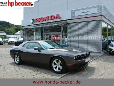 Gebraucht Dodge Challenger SXT 309 PS (227 kW) 2022 Grau Coupé