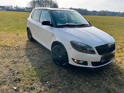 Używany Skoda Fabia Monte Carlo 105 KM (77 kW) 2012 Biały Hatchback