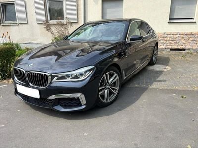 BMW 730