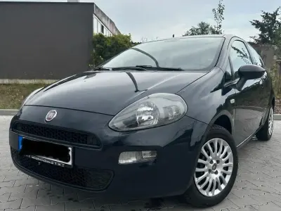 Gebraucht Fiat Punto 77 PS (56 kW) 2012 Blau Kleinwagen