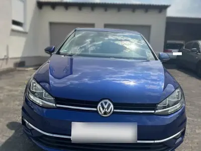 Gebraucht VW Golf VII Join 116 PS (85 kW) 2018 Blau Limousine