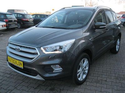 Grau Gebraucht 2018 Ford Kuga Titanium SUV | 12.980 € (Fairer Preis)