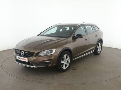 Gebraucht Volvo V60 CC Pro 245 PS (180 kW) 2018 Braun Kombi