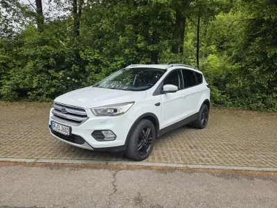 Gebraucht Ford Kuga Cool & Connect 150 PS (110 kW) 2018 Weiß SUV