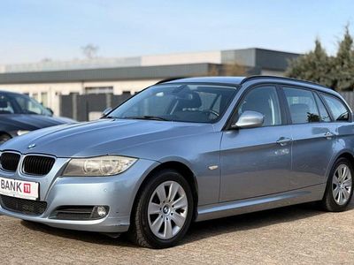 Gebraucht BMW 318 Comfort Edition 143 PS (105 kW) 2012 Blau Kombi