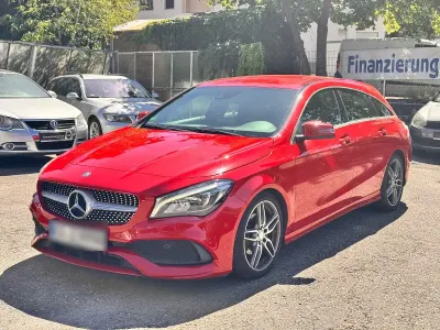 Gebraucht Mercedes CLA180 Shooting Brake AMG line 122 PS (89 kW) 2017 Rot Kombi