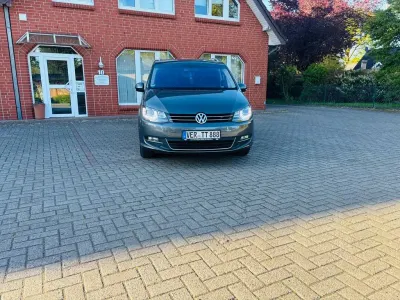 Gebraucht VW Sharan Highline 140 PS (102 kW) 2012 Grau Van / Kleinbus