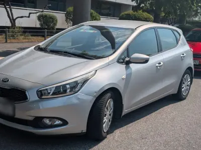 Gebraucht Kia Ceed Edition 7 135 PS (99 kW) 2014 Grau Kleinwagen