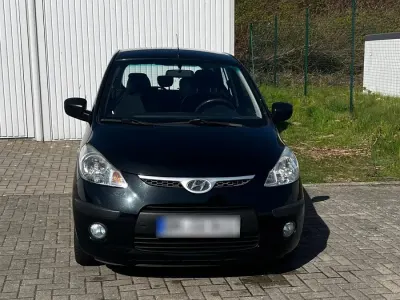 Gebraucht Hyundai i10 65 PS (47 kW) 2010 Schwarz Kleinwagen