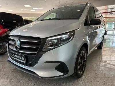 Gebraucht Mercedes Vito 163 PS (119 kW) 2025 Silber Van
