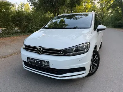 Gebraucht VW Touran United 150 PS (110 kW) 2020 Weiß Van / Kleinbus