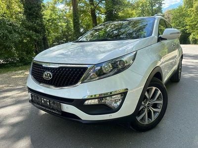 Gebraucht Kia Sportage DREAM-TEAM Edition 135 PS (99 kW) 2016 Weiß SUV