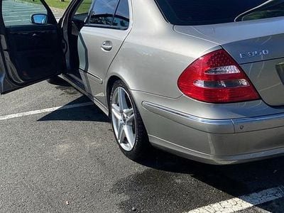 Mercedes E350